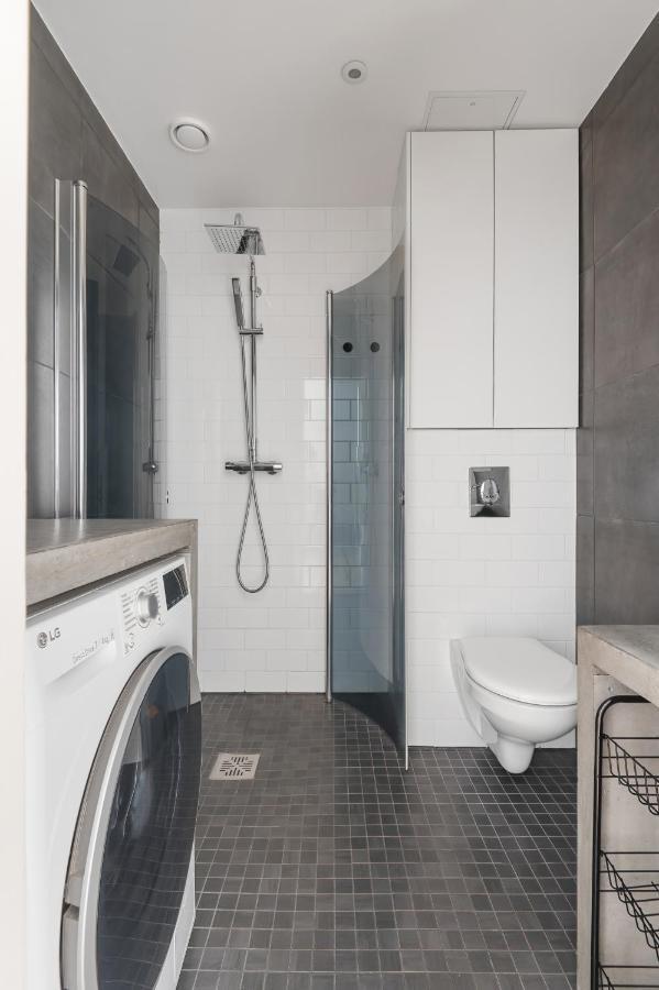 Wehost Fabulous 2Br In Prestigious Punavuori @Iso Roobertinkatu 26 Helsinki Exterior foto