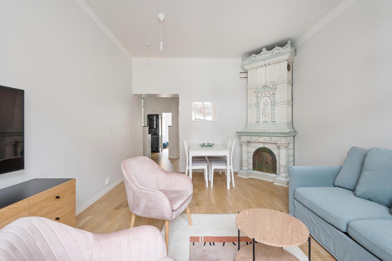 Wehost Fabulous 2Br In Prestigious Punavuori @Iso Roobertinkatu 26 Helsinki Exterior foto